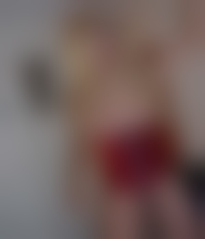 Blonde trans pulpeuse sur Palaiseau – 91120 Essonne