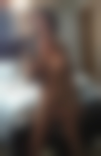 Qui est chaud à Poitiers 86000 pour cette tgirl ?
