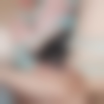 Te faire bifler par une mailloche de trans-sex Saint-Gilles 30800