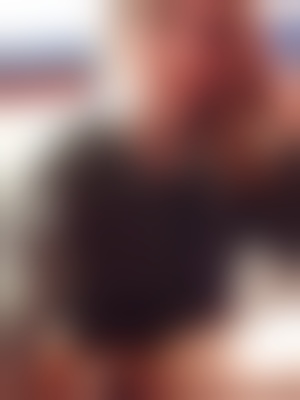 Prête à tout sur Niort, trans rousse de 25 ans