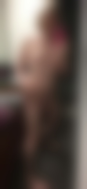 Villeurbanne : Jeux érotiques avec une transex mature