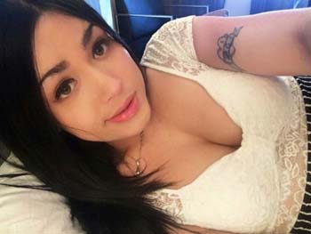 Ladyboy célibataire plantureuse sur Brest pour love