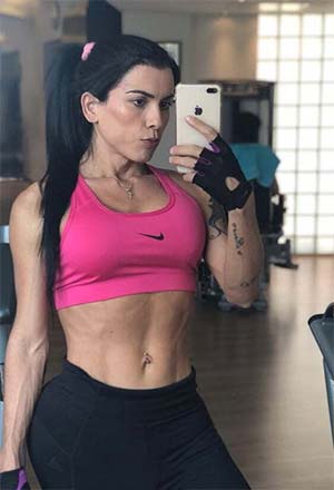 Ladyboy fitness addict du 94700