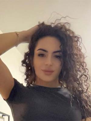 Transexuel aux boucles sauvages, Saint-Jean-de-Védas 34