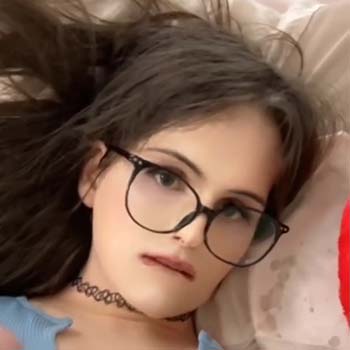 Une fontaine de foutre de transexuelle sur Tournefeuille 31170